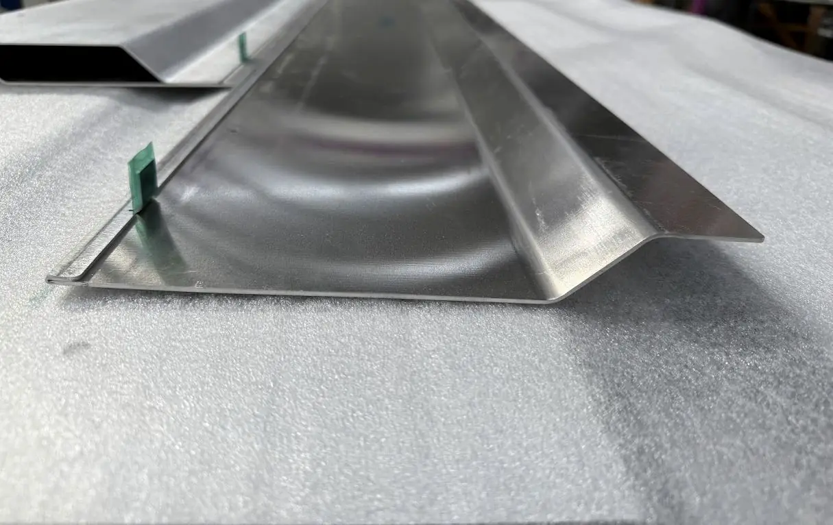 Long formed profile off the press brake